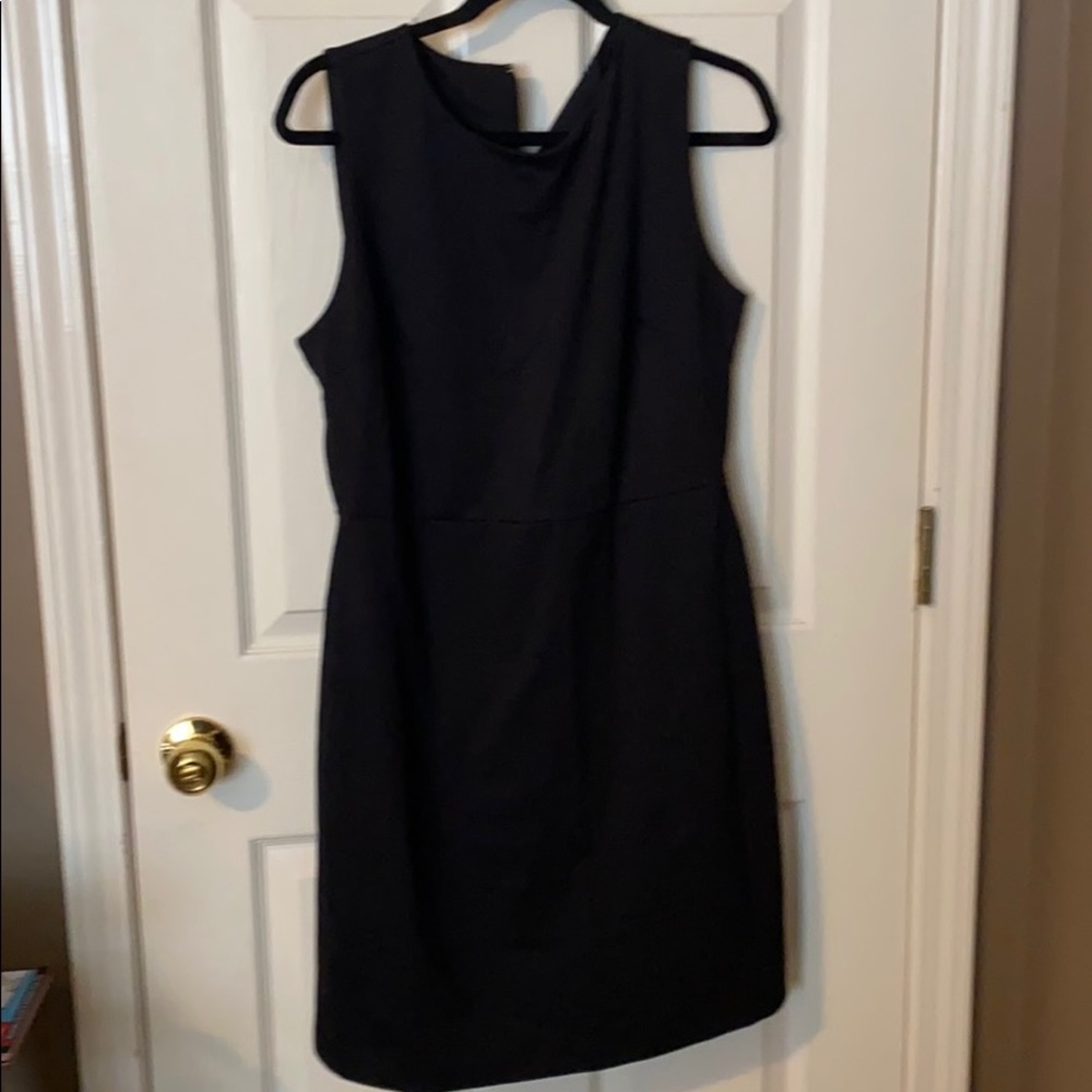 Old Navy Black sleeveless dress